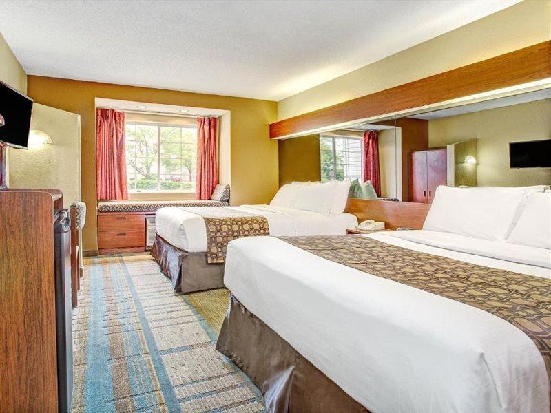 Microtel Inn & Suites By Wyndham Mason Luaran gambar