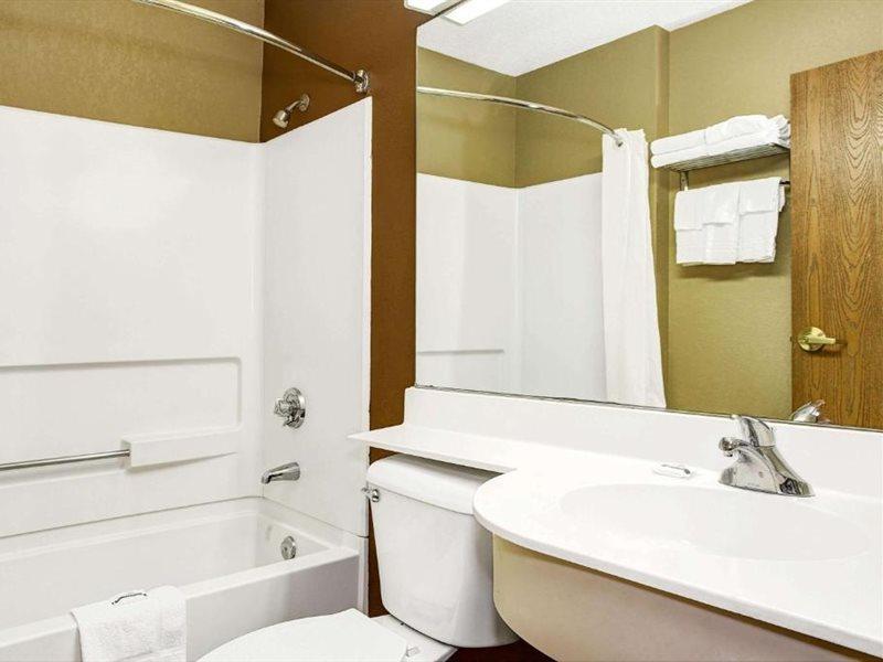 Microtel Inn & Suites By Wyndham Mason Luaran gambar