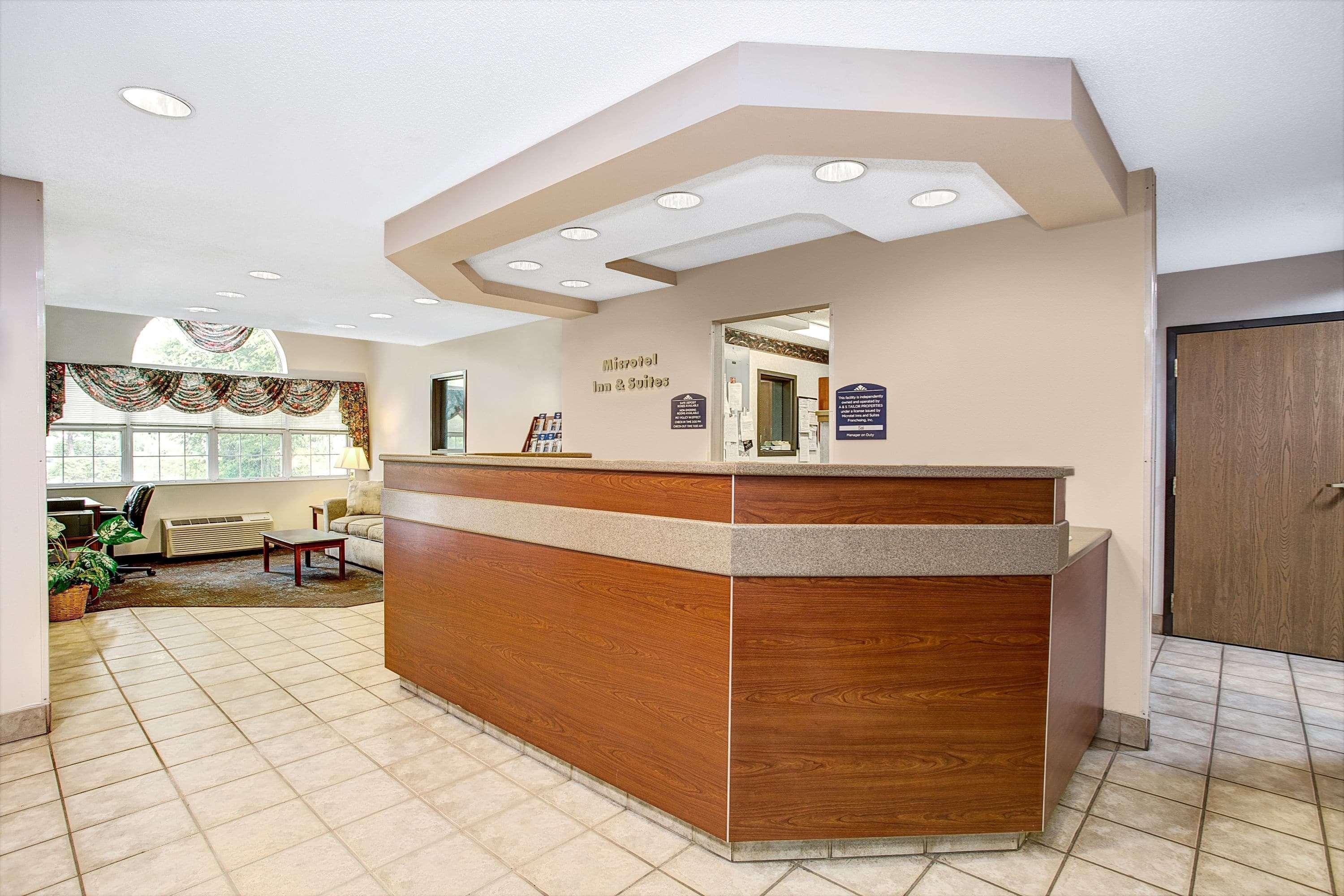 Microtel Inn & Suites By Wyndham Mason Luaran gambar